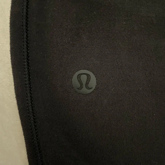 Lululemon Ready To Rulu Jogger Crop in Black Size 2 - Picture 9 of 13